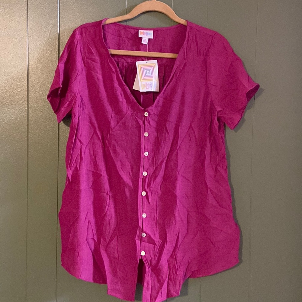 Brand New with Tags LuLaRoe Shannah